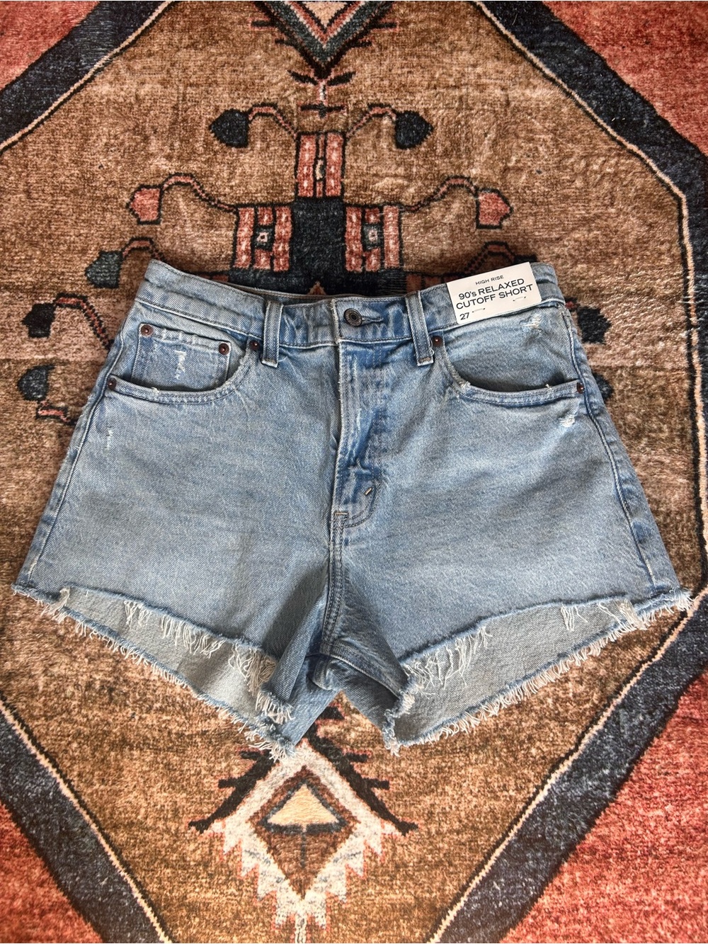 A&F High Rise 90s Cutoff Short - Picture 4 of 5